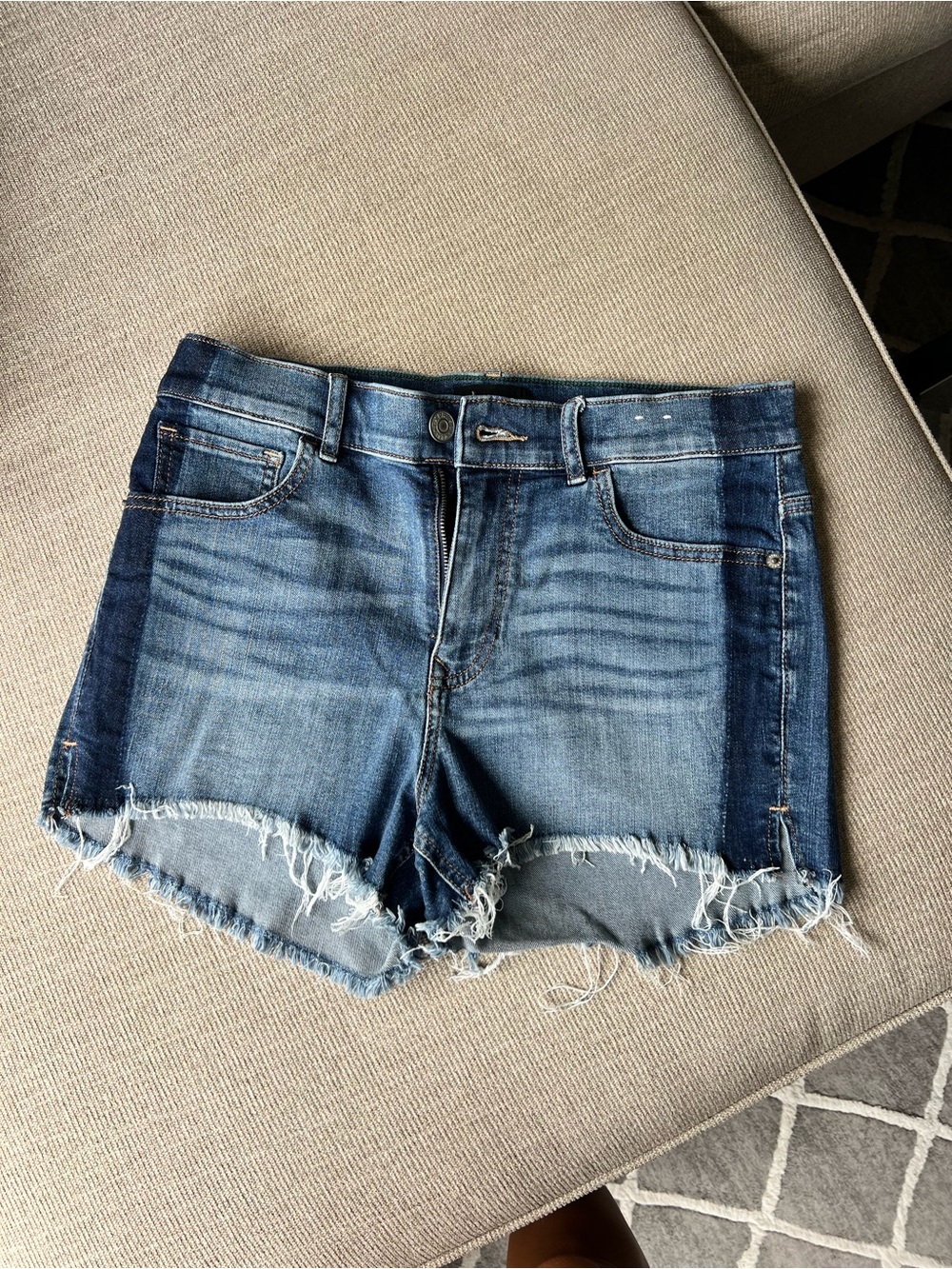 Express Two-Tone Distressed Denim Shorts - Blue